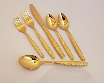 Service abstrait moderne Mid-Century Sparkling Elegance en plaqué or 23 carats pour 8 personnes et une pièce sélectionnée