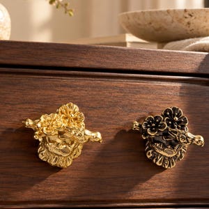 Bird Cabinet Knob, Floral Copper Drawer Knob, Vintage Furniture Hardware, Decorative Dresser Knob, Single Hole Pull