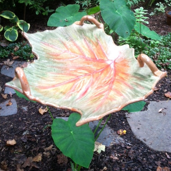 Falling Leaves Bird Bath/feeder