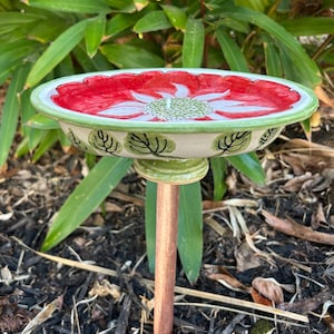 The Oval Office-a Bird Bath or Feeder