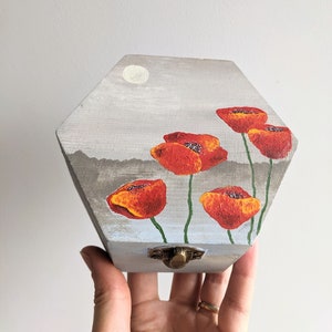 Poppy jewelry box wood Acrylic painting red poppies on the box Flowers painting gift for floral lover Hand painted art image 4
