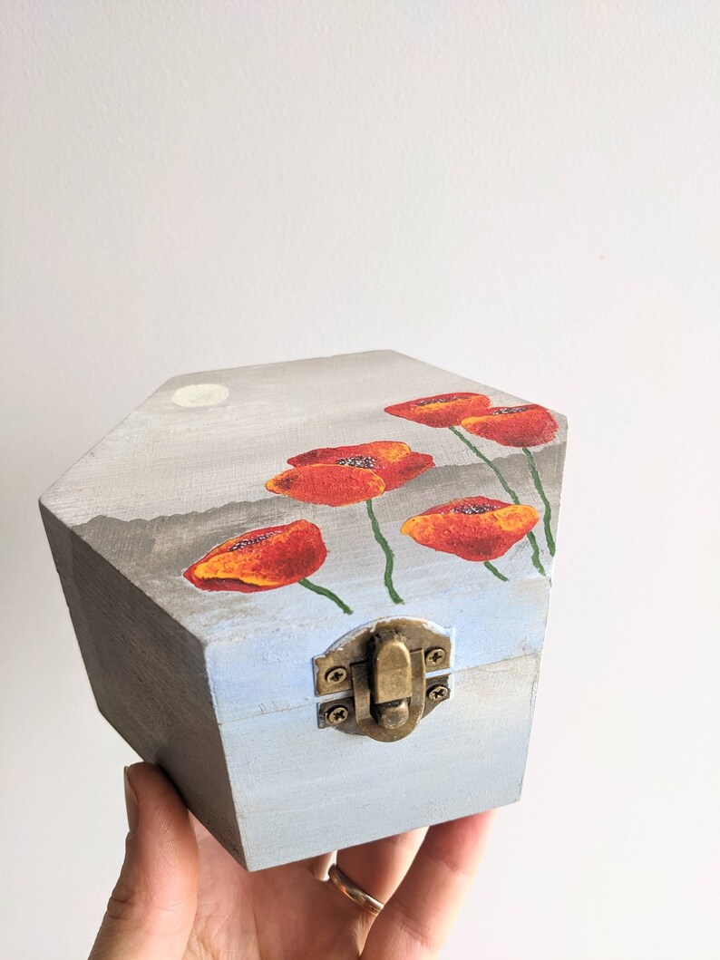 Poppy jewelry box wood Acrylic painting red poppies on the box Flowers painting gift for floral lover Hand painted art image 8