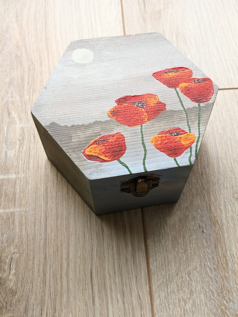 Poppy jewelry box wood Acrylic painting red poppies on the box Flowers painting gift for floral lover Hand painted art image 10