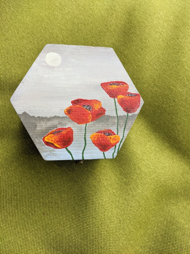 Poppy jewelry box wood Acrylic painting red poppies on the box Flowers painting gift for floral lover Hand painted art image 5