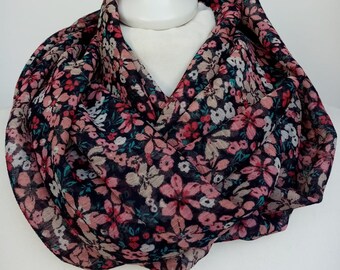 Snood à fleurs // voile léger // letitsnood // écharpe circulaire // ENVOI GRATUIT