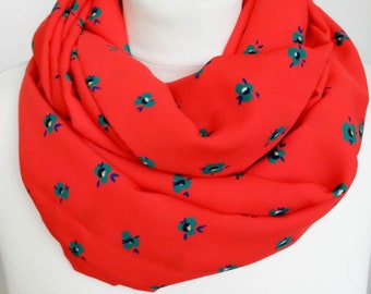 Infinity scarf // Snood red fabric