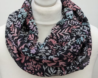 Infinity scarf // Flower Snood