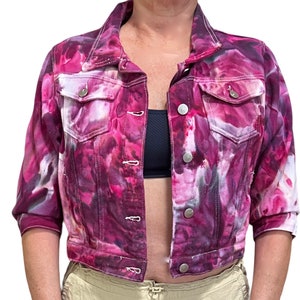 Short Denim Magenta Jacket with Three-Quarter Sleeves