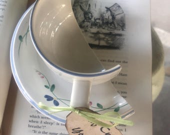 Alice's Half Cup, Alice in Wonderland, Mad Hatter and the March Hare