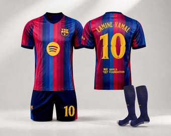 Ensemble maillot, short et chaussettes Lamine Yamal n°10 FC Barcelone, tailles enfant et adulte, cadeau idéal pour les fans du Barça