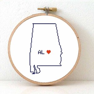 Modèle de point de croix de carte d’ALABAMA. Modèle d’ornement ALABAMA avec Montgomery. Décor américain. Cadeau de mariage.