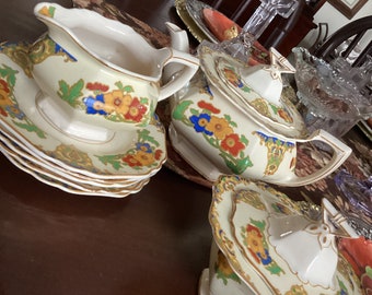 Rare John Maddock Sons England Minerva Shape Cairo Teapot/Creamer/Sugar Bowl/Lid and Five 6" Dessert Plate Set