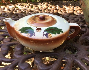 Vintage Unmarked Tea/Coffee Pot-Ivory & Brown with Acorn Design