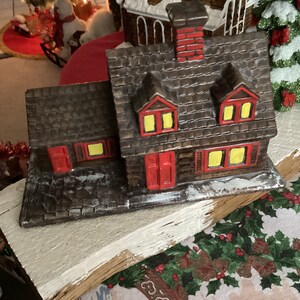 1979 White/Green/Brown Byron Molds Ceramic Christmas Village Light Up House