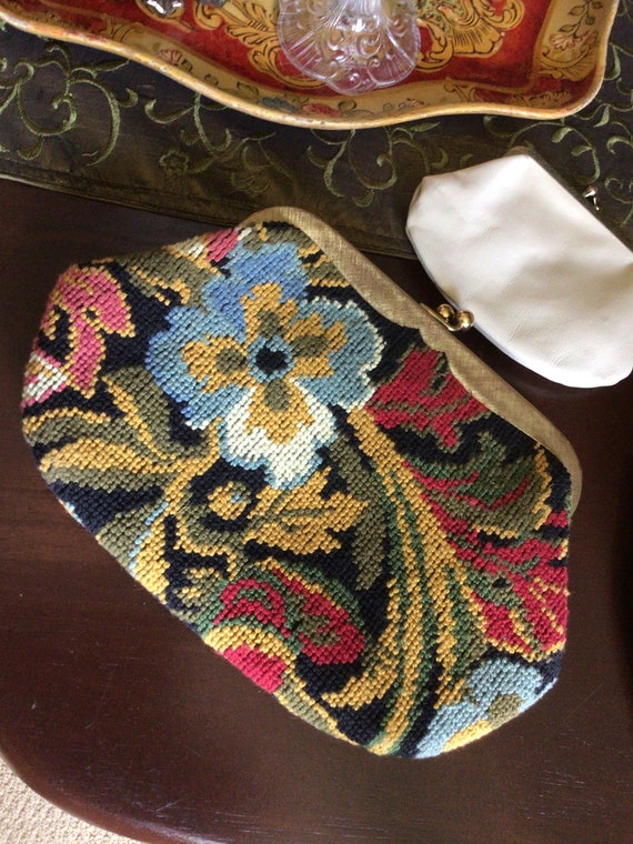 MM Garland Floral Tapestry Purse/Clutch and Beige… - image 3
