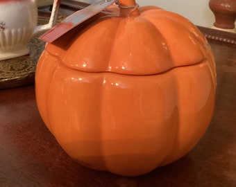 Harry Slatkin 3 oz Perfect Autumn  Pumpkin Fragrance Orange  Ceramic Candle/Holder