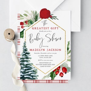 Peut inclure: Une invitation de f&ecirc;te pr&eacute;natale blanche avec un cadre hexagonal dor&eacute; et une illustration aquarelle d'un pin enneig&eacute;, de baies rouges et de feuilles vertes. Le texte indique "The Greatest Gift" et "Baby Shower en l'honneur de Madelyn Jackson".