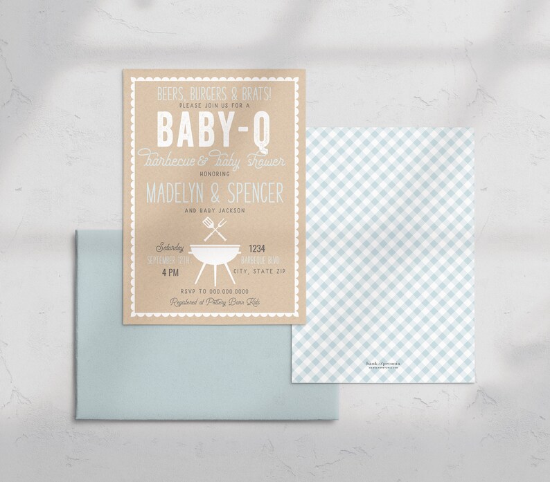 Puede incluir: Una invitaci&oacute;n de baby shower en papel marr&oacute;n con texto blanco. La invitaci&oacute;n dice "Beers, Burgers & Brats! Please join us for a Baby-Q Barbecue & Baby Shower Honoring Madelyn & Spencer and Baby Jackson. Saturday, September 4th, 4 PM, 1234 Main Blvd, City, State, Zip. RSVP to 000 000 0000. Registered at Pottery Barn Kids."