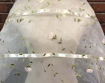 Ivory pink green embroidered Fabric 3d flower