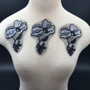 Applique brodée de fleurs noires et violettes, applique brodée florale, applique en dentelle noire, broderie en dentelle, broderie