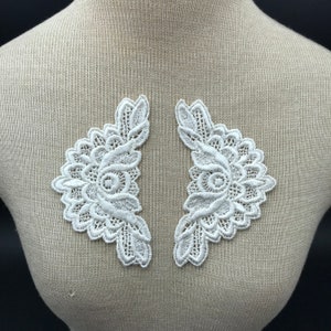 SALE - 6 Vintage Lace Applique Venetian, Bridal Appliques, Lace Applique, Venise Lace Applique, Ivory Lace Patch, Bridal Applique, Vintage