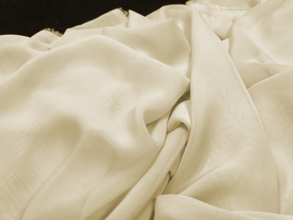 Beige Embroidered HEARTS 1//3 yard remnant Chiffon Fabric