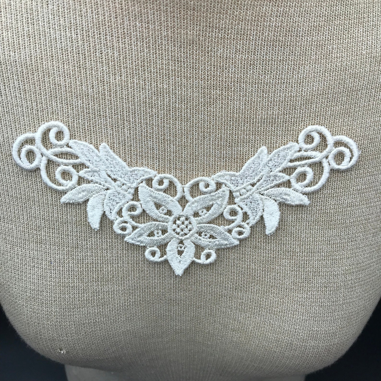 Yulakes Écusson Brodé Argenté En Dentelle à Paillettes Argentées - Col En Dentelle - Col De Mariage - Élégante Robe De Mariée - Décoration De Vêtements - Accessoires