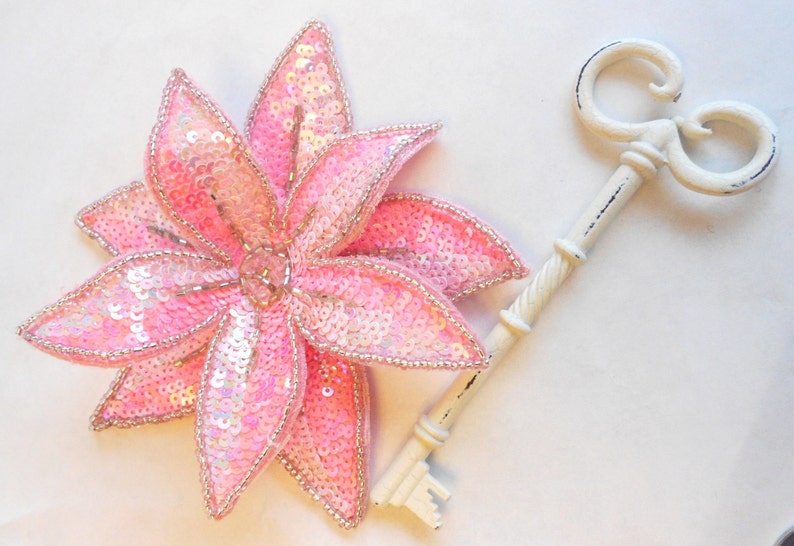 Pink Sequin Flower ,applique Beaded Sequin in Pink for Headbands or Corsage, Embellishment, Sequin Brooch image 1