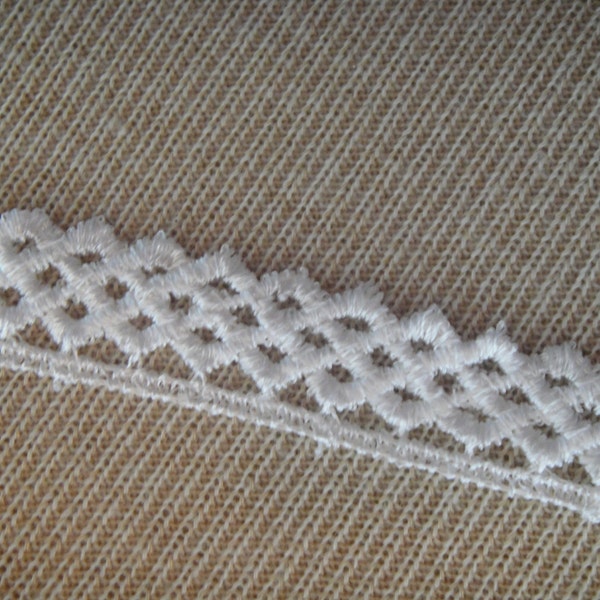 Light Ivory Lace Venise Trim, Lace Trim, Venise Trim, Lace Trim, Beautiful Delicate Lace Trim, Garter Lace, Bridal Lace Trim