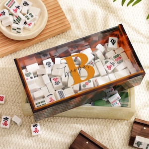 Caja de mahjong personalizada con diseño de carey, organizador de almacenamiento de mahjong de acrílico, mahjong americano, regalo para noche de juegos, regalo de mahjong para mujeres.
