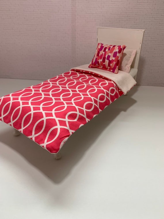 Dollhouse Doll Furniture Single Twin Bed For Dolls Like Barbie Blythe Pullip Coral Swirl