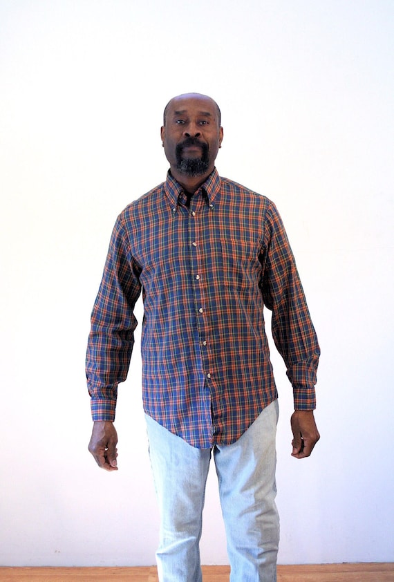 Mens Button Up Long Sleeve Shirt Medium Plaid Button Down Pockets Soft Red Blue