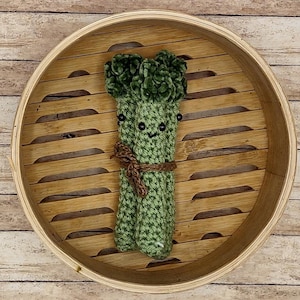 Crochet asparagus plush | Asparagus play food | Amigurumi| Sensory toy | Asparagus stuffed animal | gift for aspiring chef