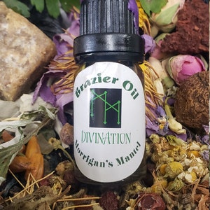 Divination Ritual spell Oil 10 ml -- SPELL OIL, Incense Oil, Third Eye Oil, Divination, Oracle, Dream Oil -- hand blended & witch crafted