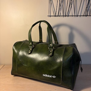 Adidas vintage bag - Etsy 日本