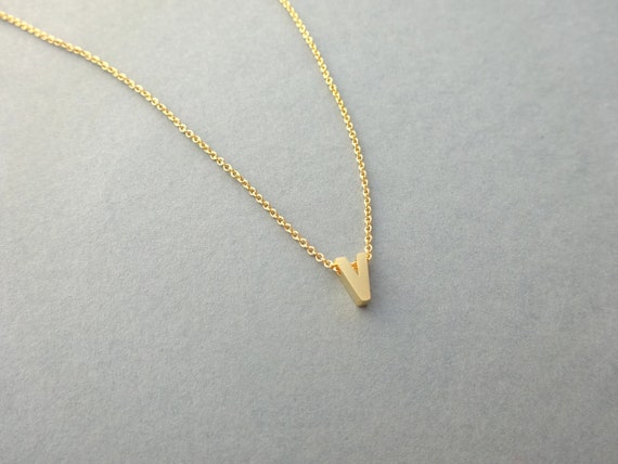 Letter V Gold Plated Rectangle Pendant Initial Necklace | Initial necklace,  Initials, Signature jewelry