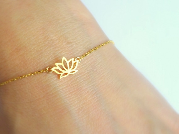 Retailer of 22 kt / 916 gold lotus design casual ware bracelet for men  gbg1001 | Jewelxy - 159101