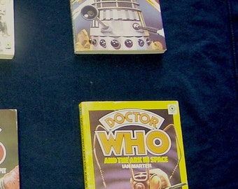 Dr Who Death To The Daleks + And The Ark In Space Paperback book Target Science Fiction sci fi Terrance Dicks Sarah Jane Smith Ian Marter