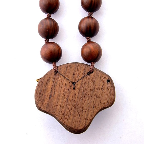 Qing Dynasty Kingfisher feather Necklace Wood Ant… - image 3