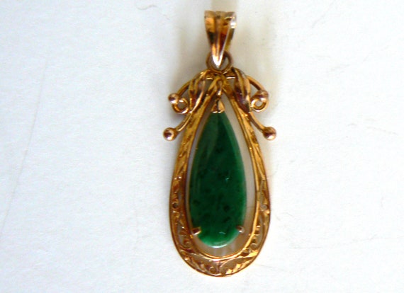 Antique 14KT GOLD JADE JADEITE Pendant Vintage Nat