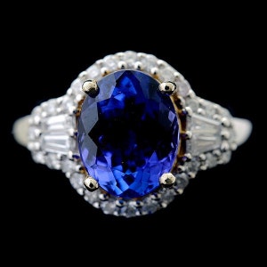 Beautiful Tanzanite, Diamond, 14k White Gold Ring Vintage Estate High Quality