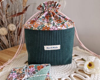 Oslo, la pochette da toilette in velluto a coste e cotone, tessuti provenienti dalla Francia. Pezzo unico, cucito a mano. 3 salviettine incluse in omaggio.