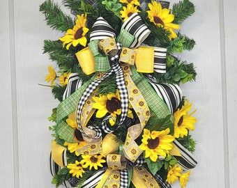 Summer Sunflower Swag For Front Door, Country Sunflower Wreath, Farmhouse Door Swag, Faux Floral Sunflower Swag