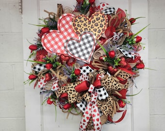 Valentines Day Heart Wreath, Valentines Day Decor, Wreath With Hearts