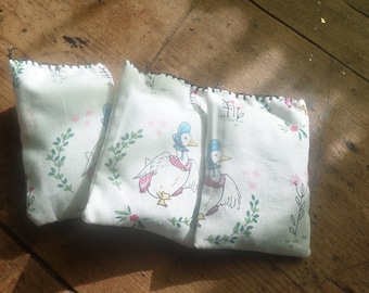 Ensemble de 3 sachets de lavande (imprimé Jemima Puddleduck)