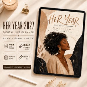 Puede incluir: Una agenda digital titulada Her Year 2027 en la pantalla de una tableta. La portada muestra la ilustración de una persona con cabello oscuro rizado, un top beige y pendientes dorados. El texto incluye 267 páginas y 8832 enlaces clicables.