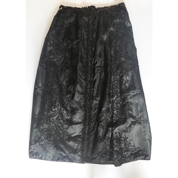 Antique Victorian Black Silk Taffeta Skirt