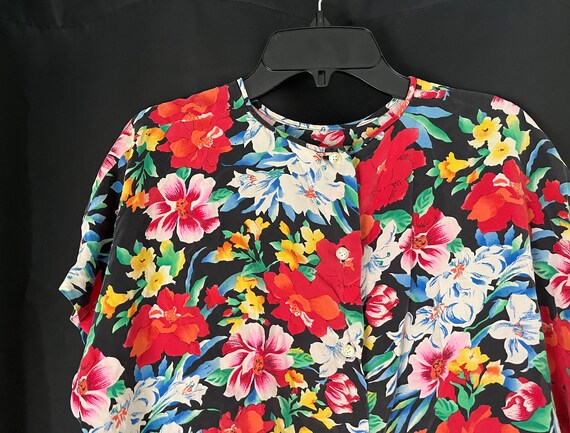 Liz Claiborne Silk Floral Cap Sleeve Blouse - image 9