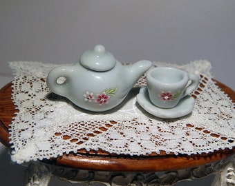 Tea set Dollhouse Miniature 1:12 scale