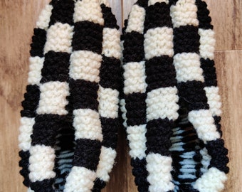 Wool Slippers White and Black Wool Checkerboard slippers available in Men's and Women's sizes. Super warm and cozy! Phentex Style Slippers!